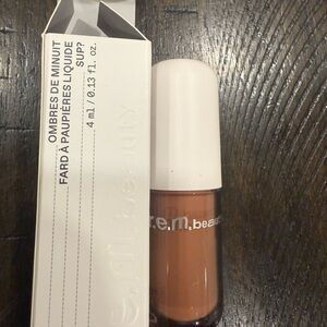 r.e.m. beauty Liquid Eyeshadow - Warm Brown